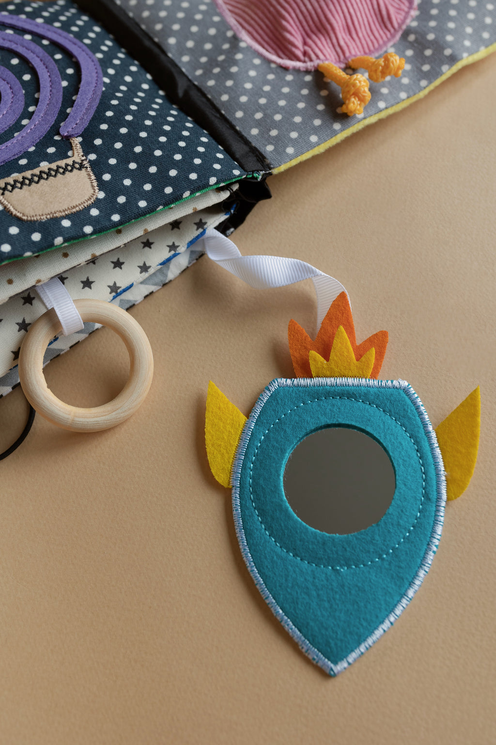 Soft activity book Palamboo Mini