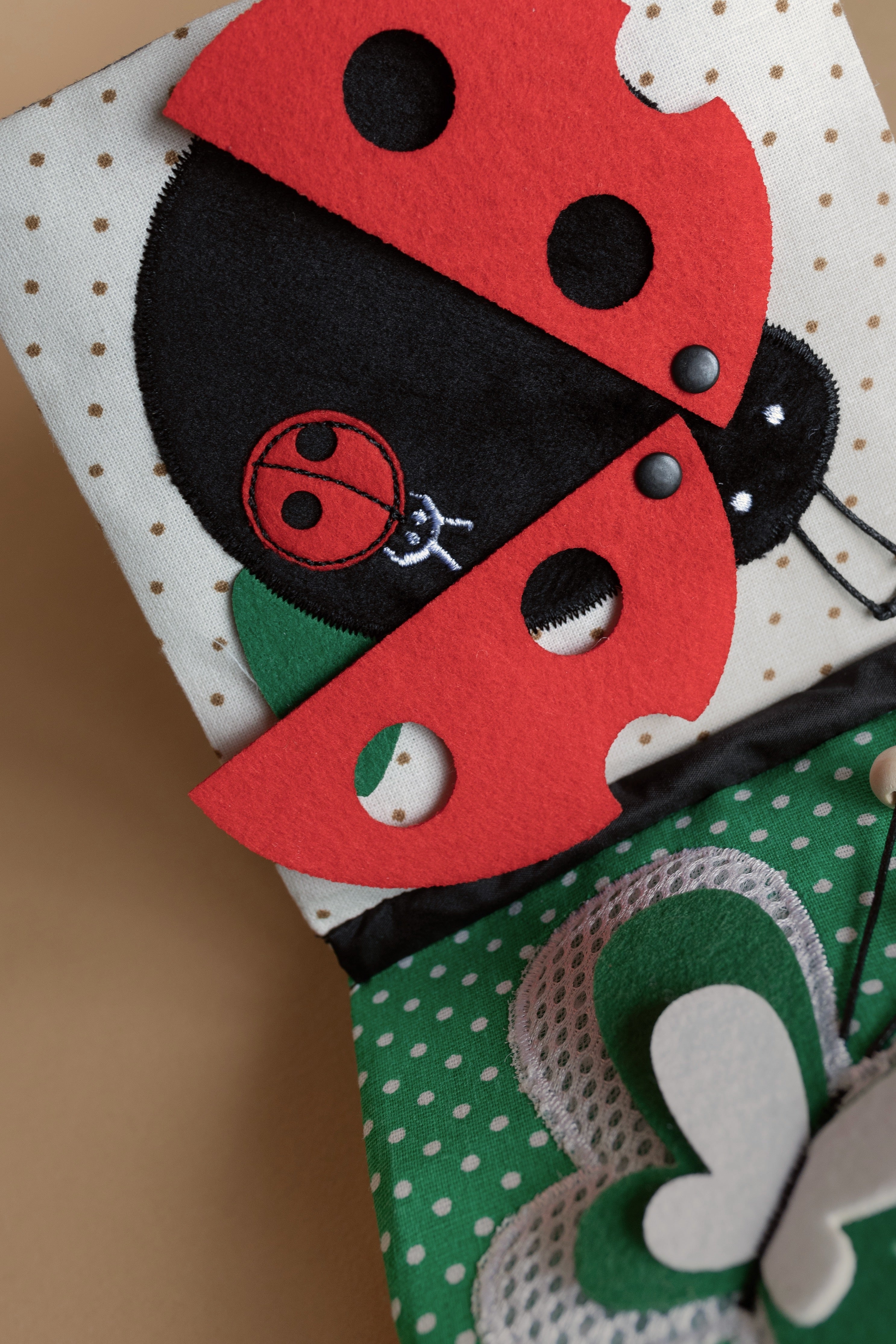 Soft activity book Palamboo Mini