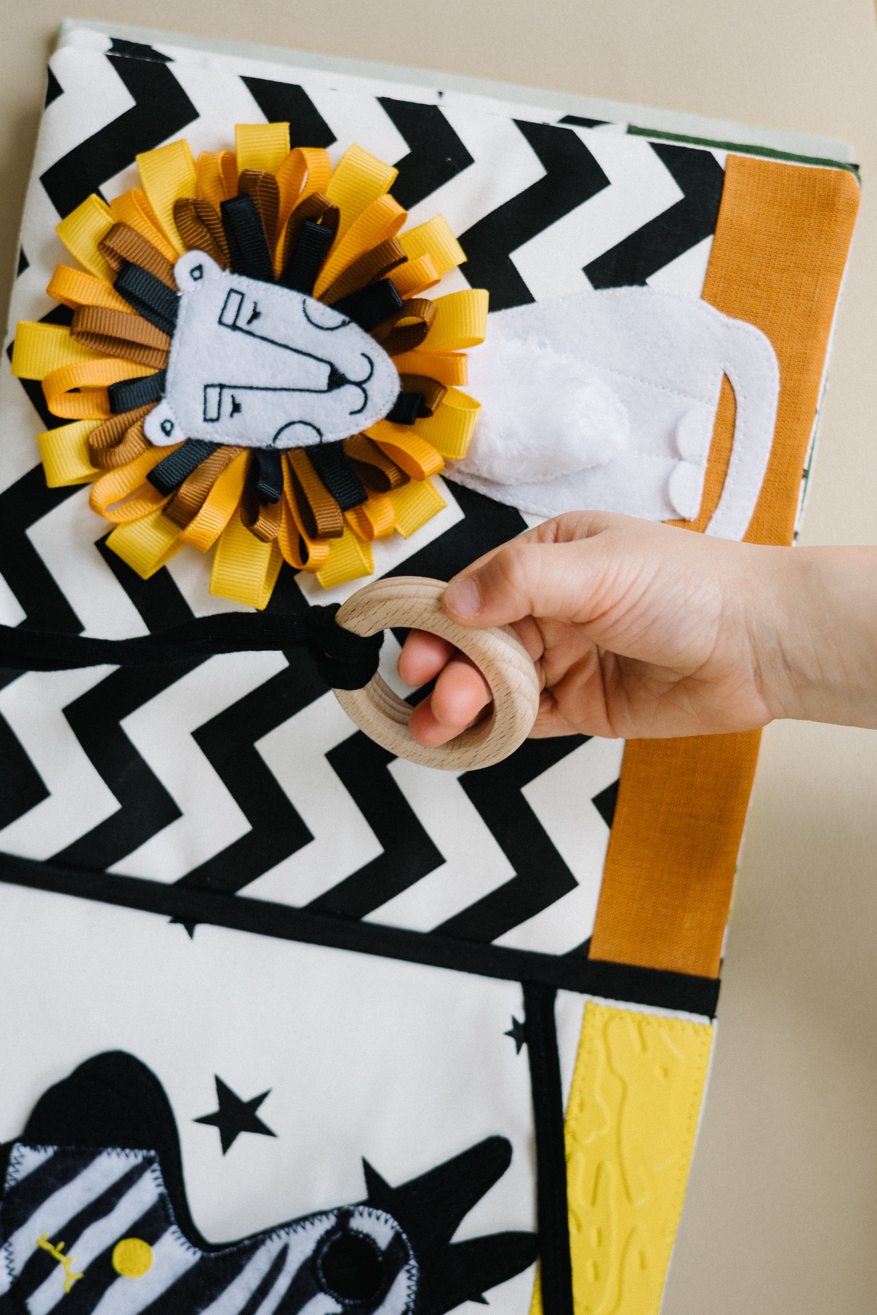 Soft  activity book Palamboo Big